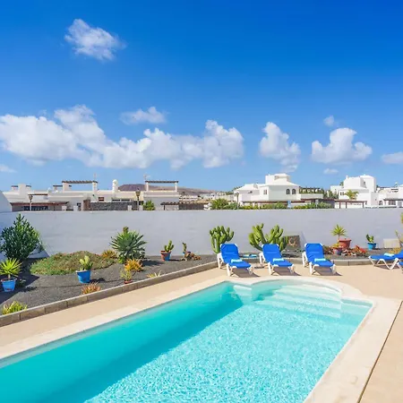 Luar * بلايا بلانكا